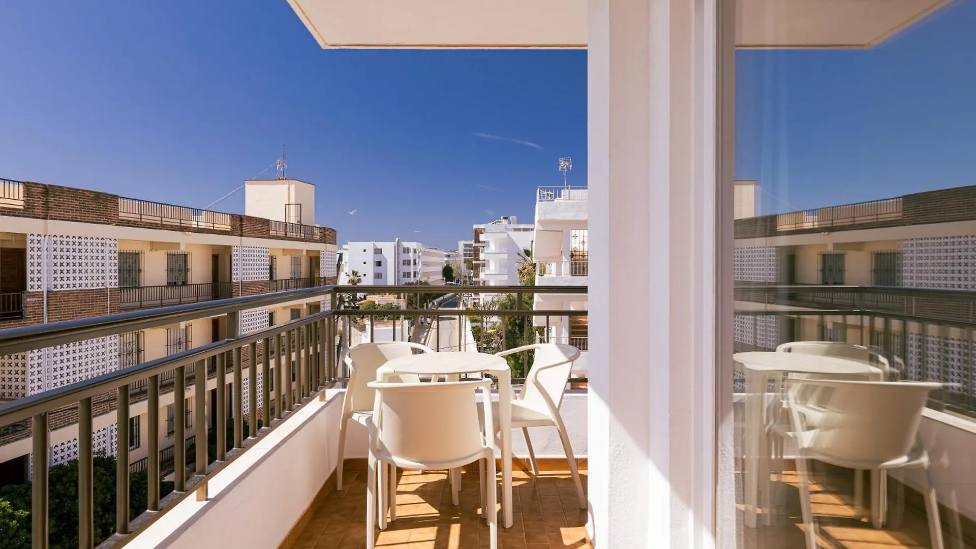 Bossa Bay - Mc Apartments Ibiza España