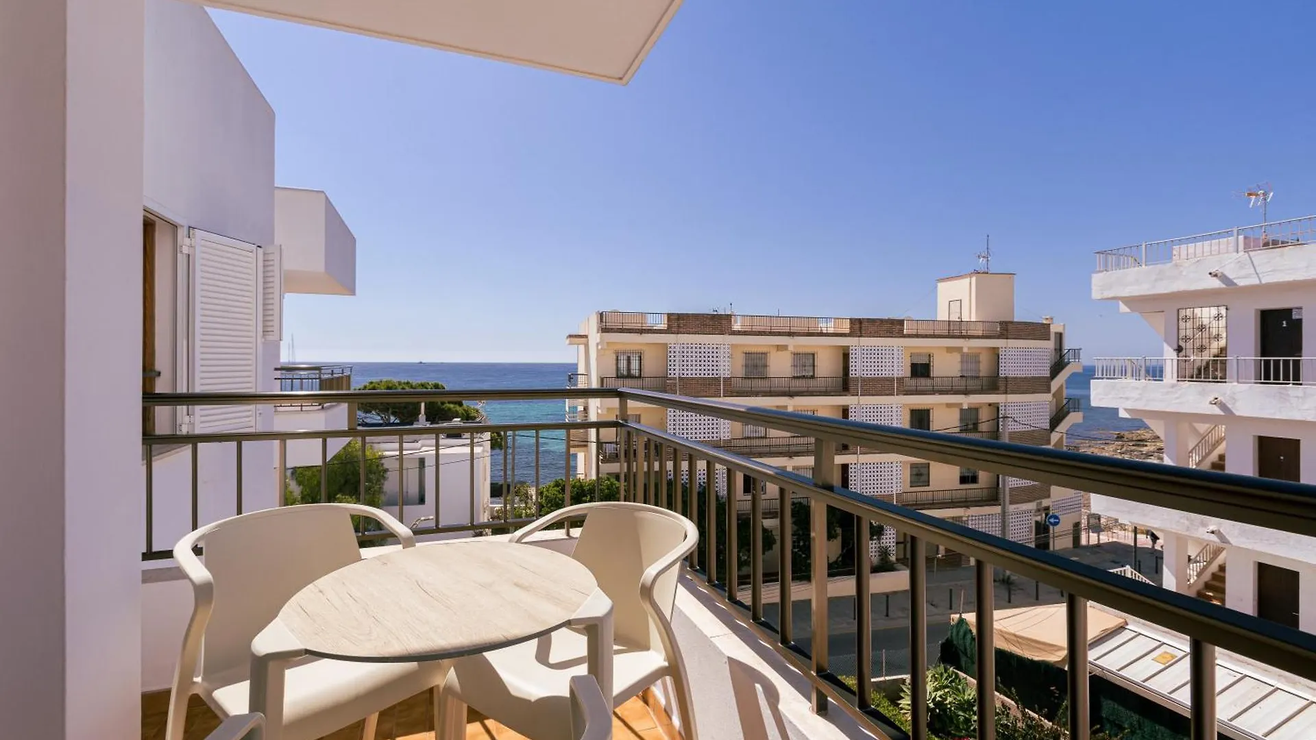 Bossa Bay - Mc Apartments Ibiza 0*,  España