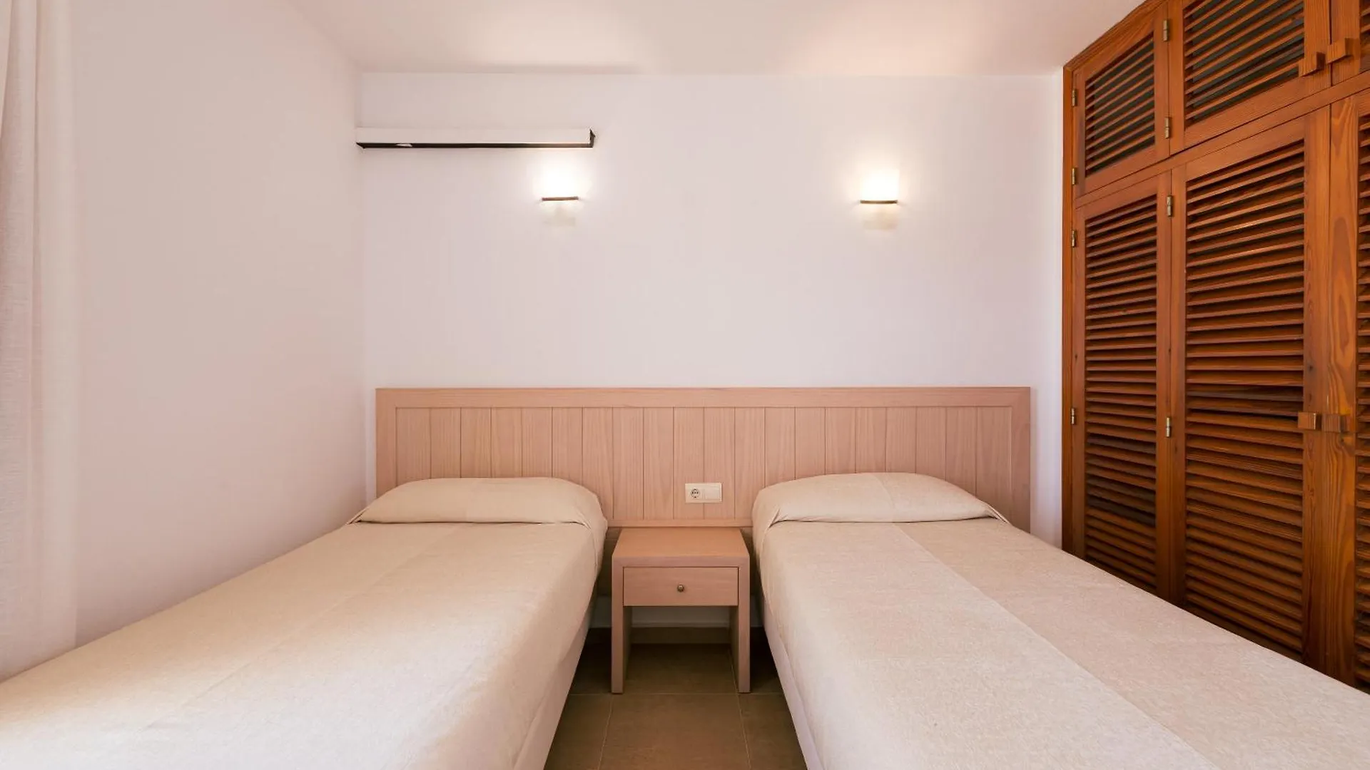 Bossa Bay - Mc Apartments Ibiza